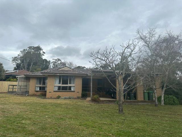 House for rent in Gisborne, Victoria