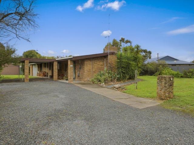 House for sale in Boho South, Victoria