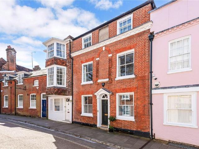 House for rent in The Close, Hampshire
