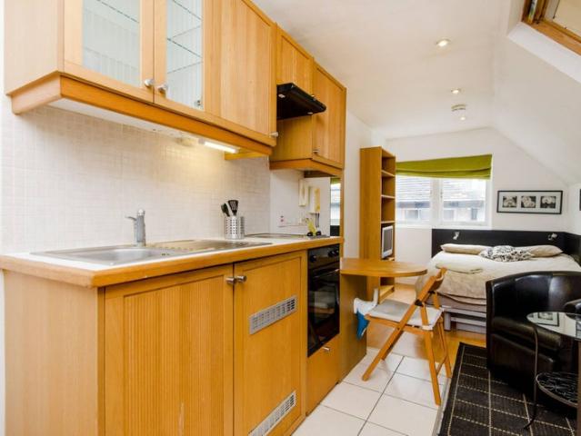 Studio for rent in West Hampstead, Greater London