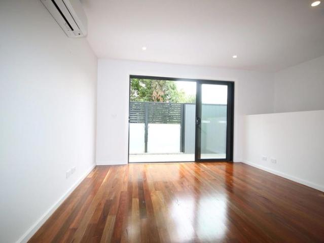 Townhouse for rent in Camerons Creek, Victoria