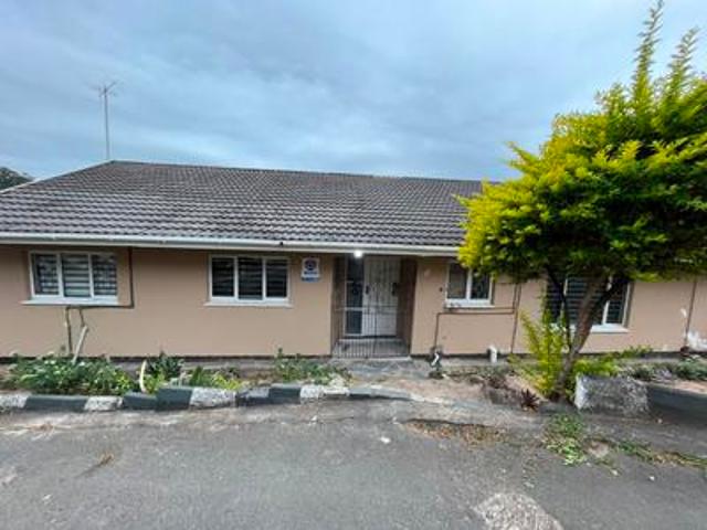 House for sale in Queensburgh, Kwazulu-natal