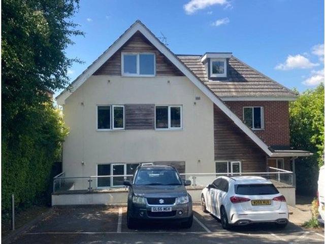 Apartment for rent in Whetstone, Greater London