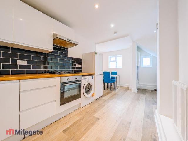 Apartment for rent in Hendon, Greater London