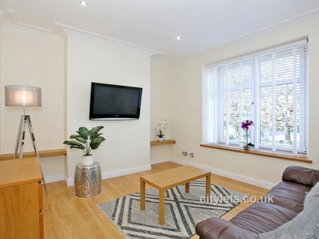 Flat for rent in Ashgrove, Ballindoch