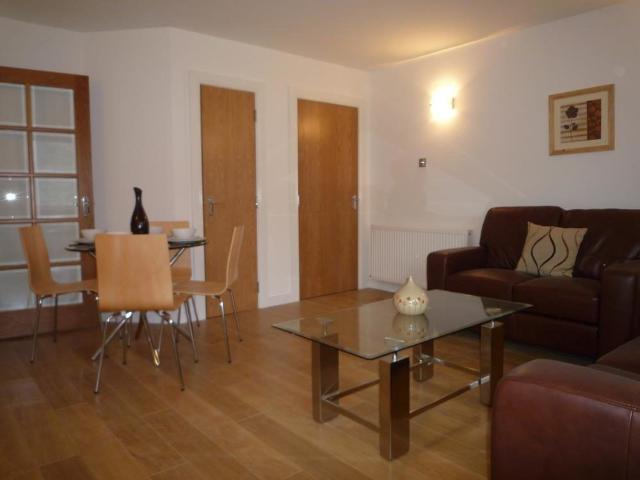 Apartment for rent in Woodside, Ballindoch