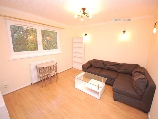 Flat for rent in Woodside, Ballindoch
