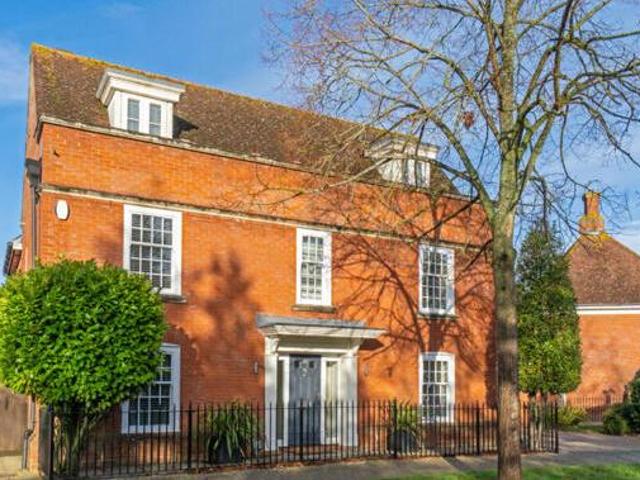 House for sale in Chipping Hill, Essex