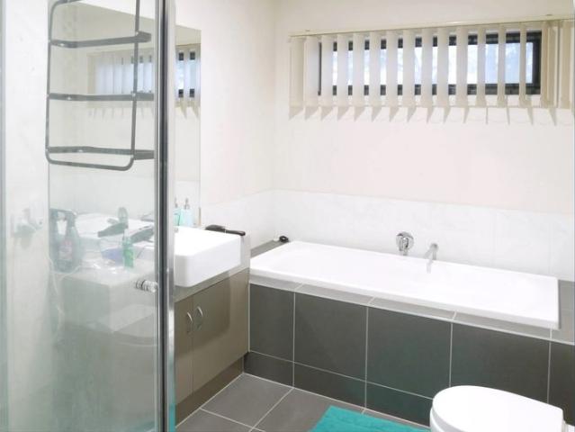 Townhouse for rent in Camerons Creek, Victoria