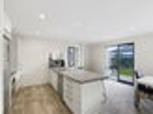 House for sale in Chaslands, Canterbury