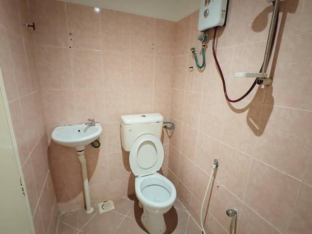 Room for rent in Country Heights Damansara, Kuala Lumpur