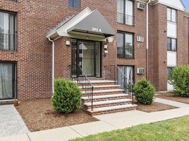 Condo for sale in Acton, Massachusetts