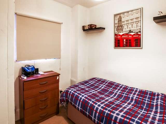 Room for rent in London Borough of Hounslow, Greater London