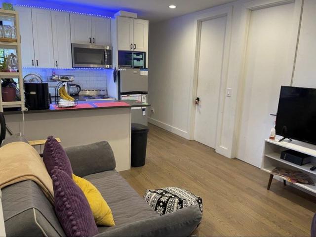 Room for rent in Arverne, New York