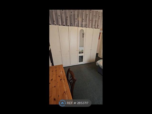 House for rent in Saint Giles, Bloomsbury