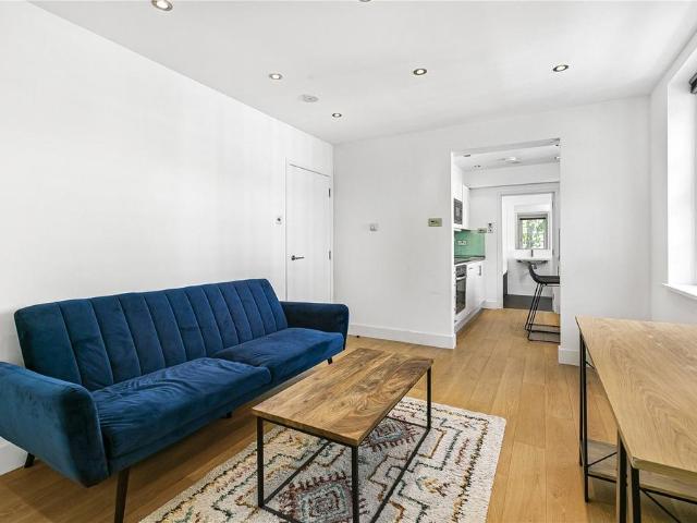 Apartment for rent in Saint Giles, Bloomsbury