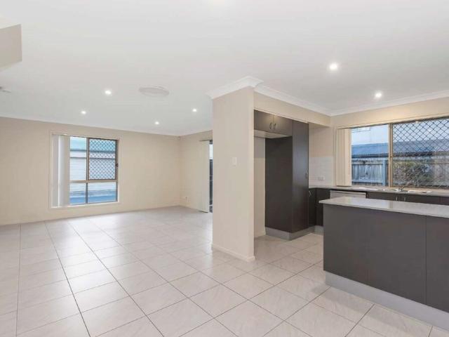 Townhouse for rent in Gold Coast, Gold Coast Metro
