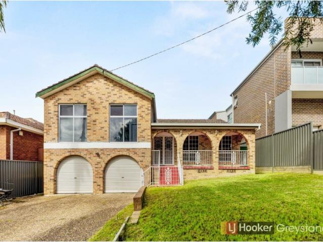 House for rent in Greystanes