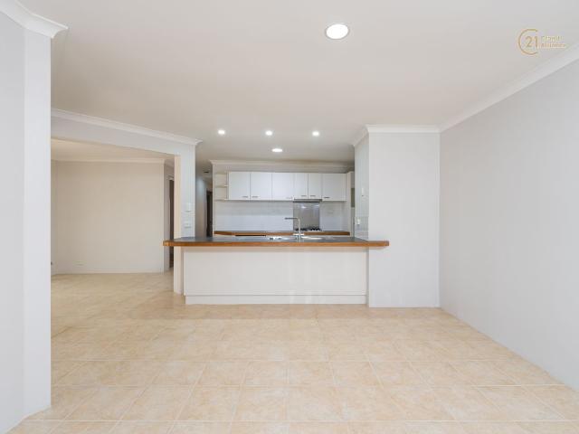 Villa for rent in Yokine, Western Australia