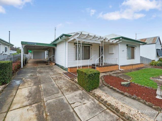 House for sale in Alma, Victoria