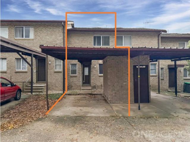 Townhouse for sale in Goulburn