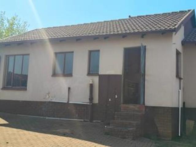 House for sale in Waterkloof, Gauteng