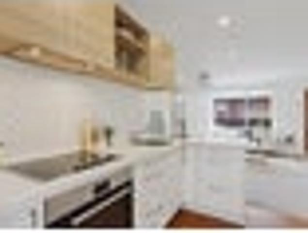 House for sale in Chaslands, Canterbury