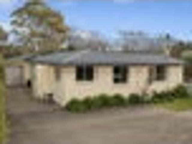 House for sale in Renwick