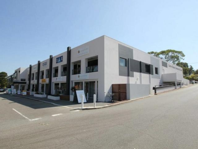 Warehouse for rent in Duncraig, City of Joondalup