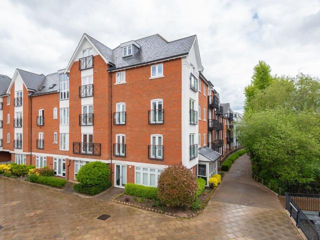Apartment for rent in St. Mildred's, The Bridge