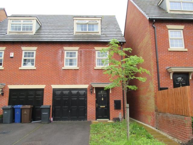 House for rent in Wombwell