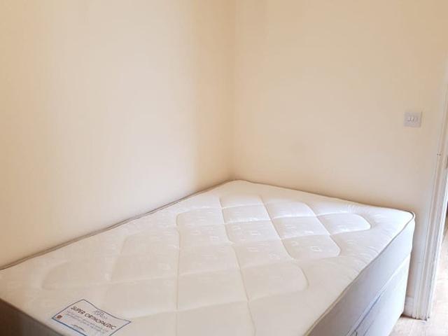 Studio for rent in London Borough of Hounslow, Spring Grove