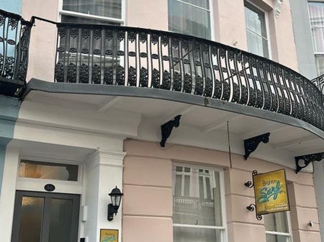 Studio for rent in Kemptown, Brighton & Hove