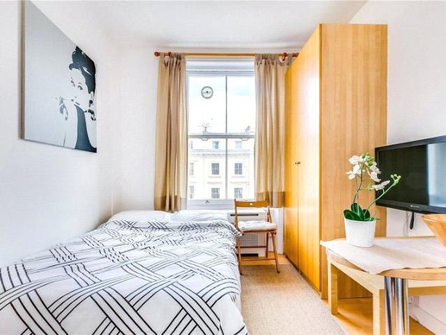Studio for rent in Pimlico, Greater London