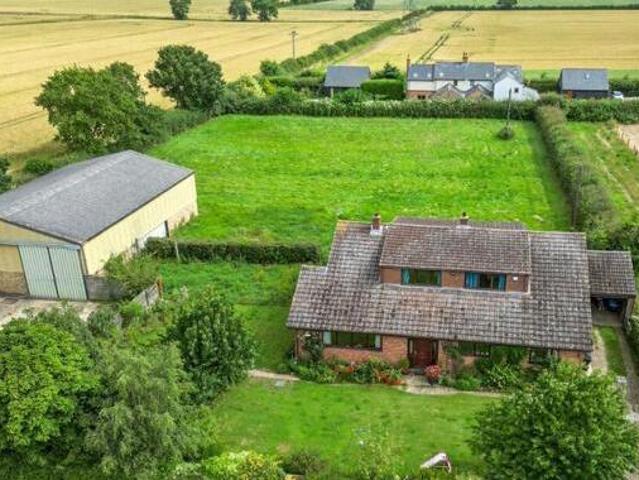 House for sale in Huntingdon