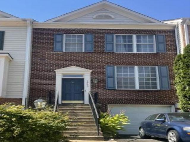 Townhouse for sale in Virginia