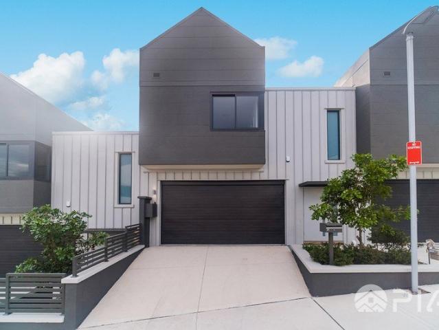 Townhouse for rent in Kellyville, Sydney