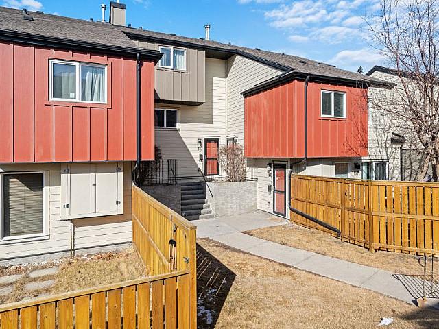 Condo for sale in Northwest, Alberta