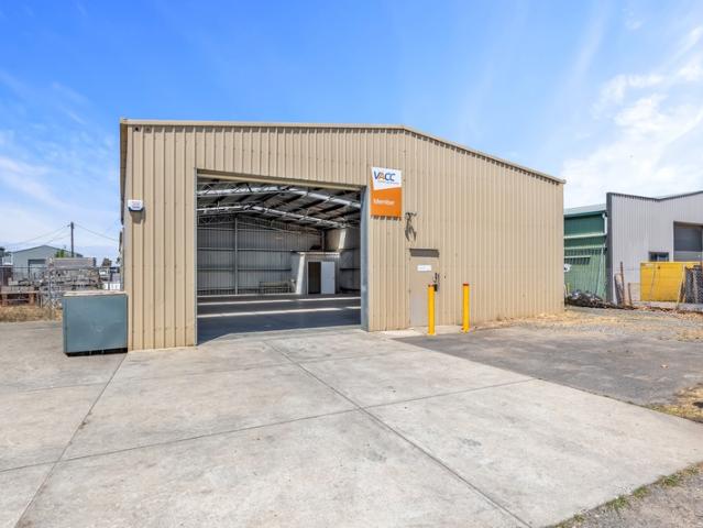 Warehouse for rent in Ballarat, Victoria