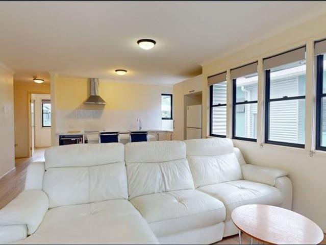 Granny Flat for rent in Tewantin, Queensland