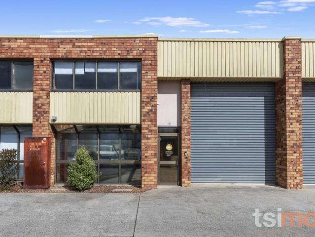 Warehouse for rent in Camerons Creek, Victoria