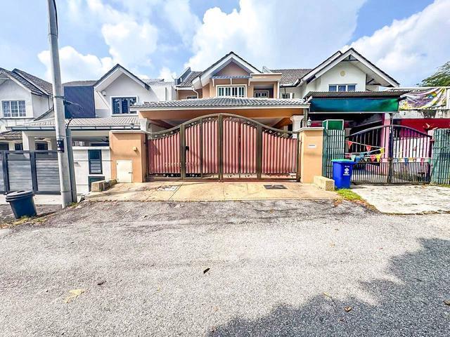 Terraced House for sale in Country Heights Damansara, Kuala Lumpur