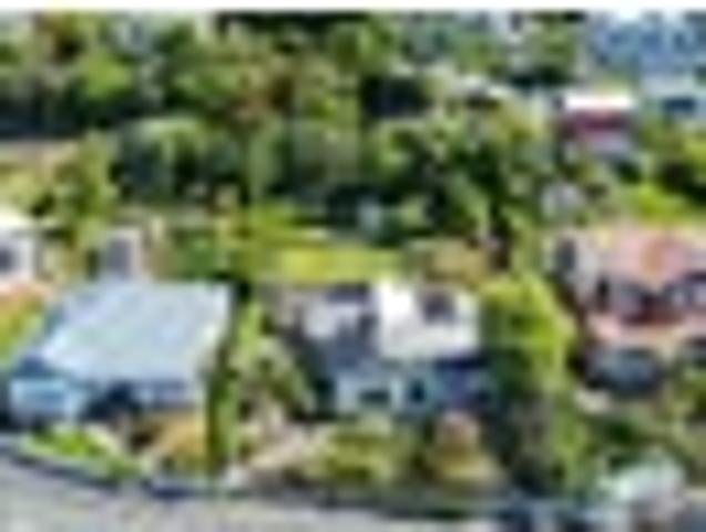 House for sale in Otakou