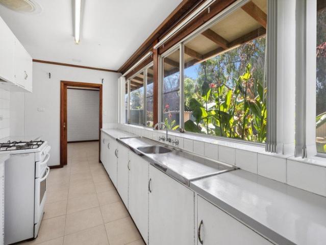 House for rent in Cloverdale, Western Australia