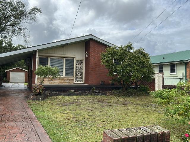 House for rent in Warwick Farm