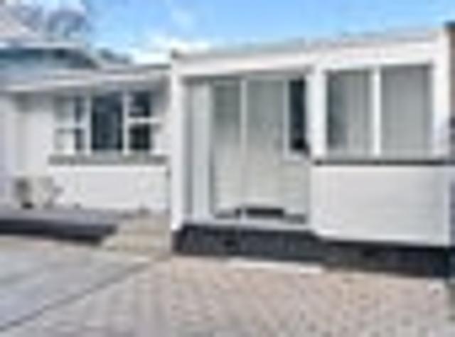 Apartment for sale in Heathcote, Canterbury