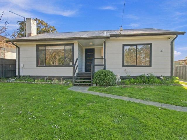 House for sale in Yallourn North, Victoria