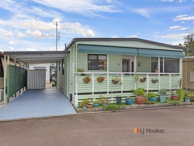 House for sale in Chain Valley Bay, New South Wales