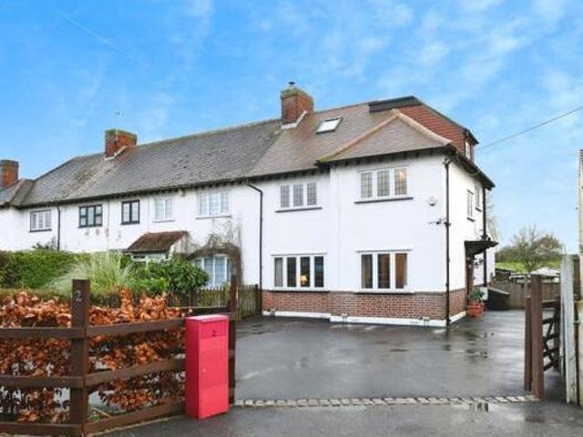 House for sale in Doddinghurst, Brentwood