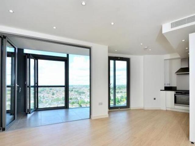 House for sale in Brentford End, Greater London